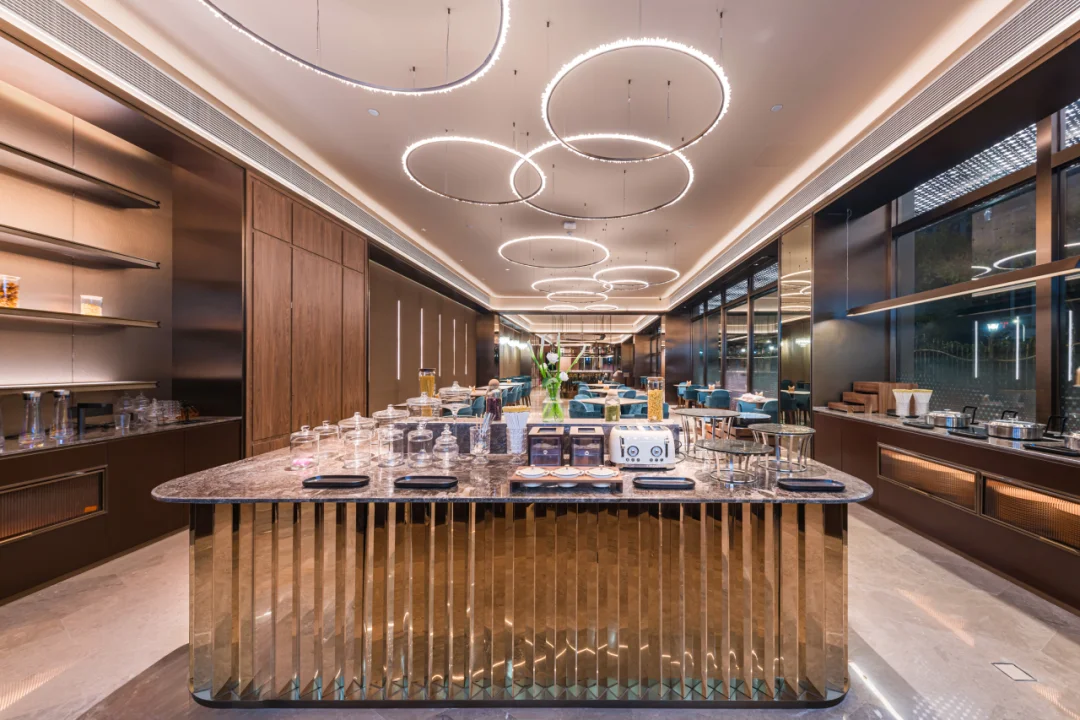 上海虹桥国展中心闵北路桔子水晶酒店